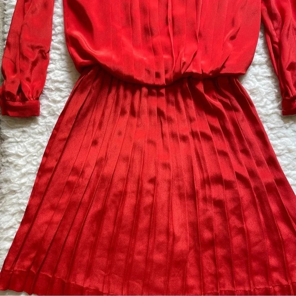 Vtg In The Mood Red Orange Pleated Day Dress - size 8 - Picture 13 of 16
